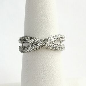 Crossover ring in cz and sterling silver size 6 🆕